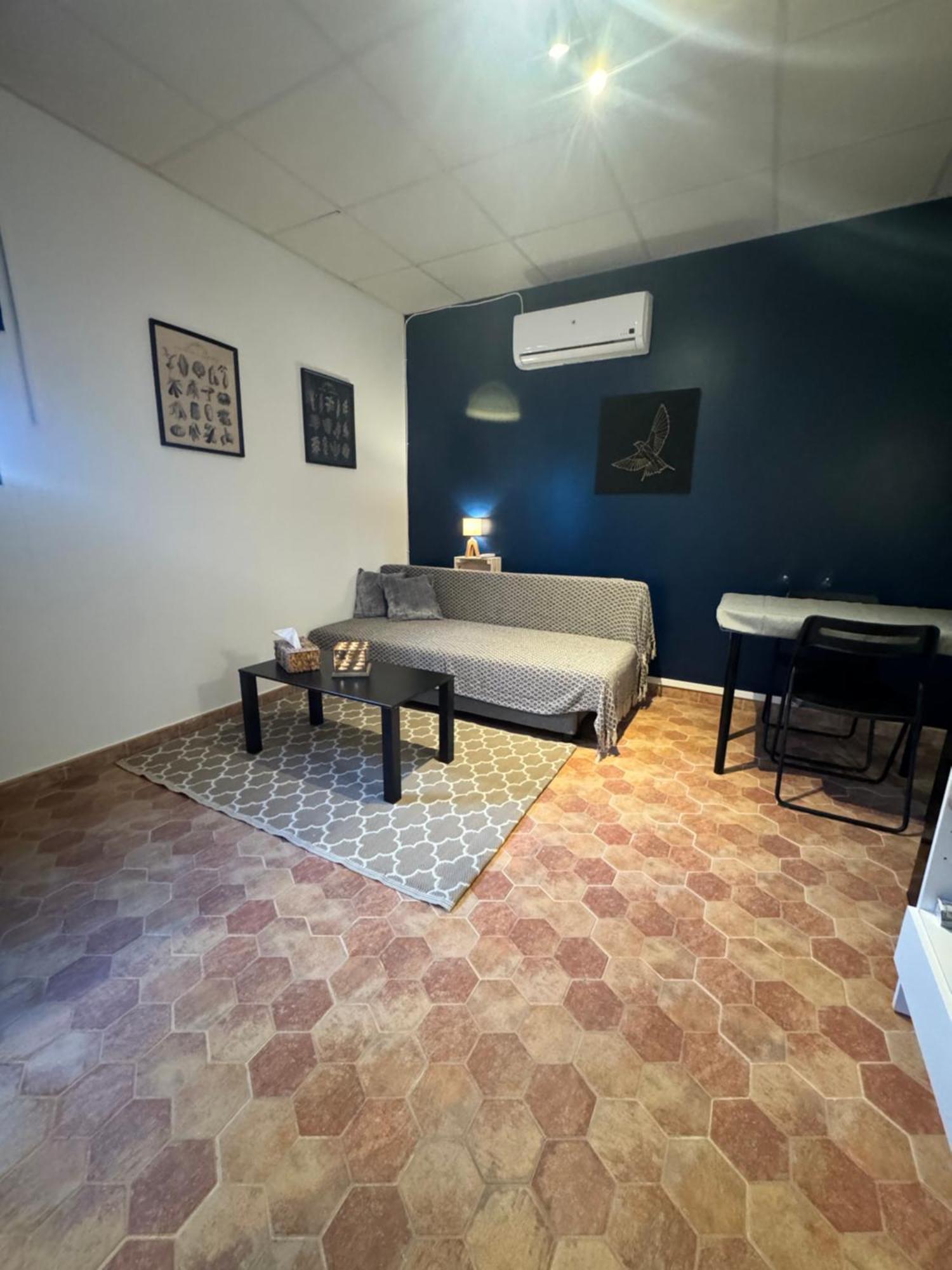 Casa Los Laureles Pilas Exterior foto